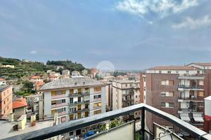 3 LOCALI A SAVONA