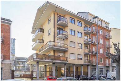 3 LOCALI A TORINO