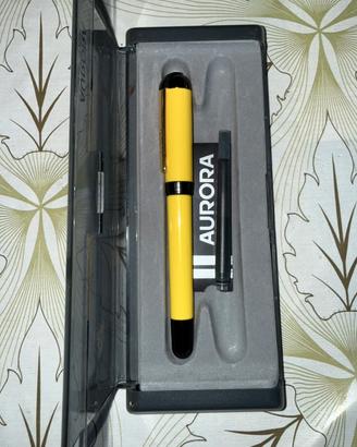 Aurora Ipsilon Stilografica B11-Y Gialla