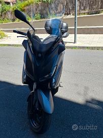 x-max 