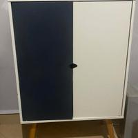 armadietto più tavolo TV o studio 