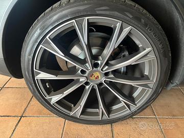 Cerchi e gomme per porsche Cayenne  serie 2018