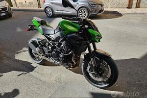 Kawasaki Z 900 Z900 MY 2026 CANDY LIME GREEN