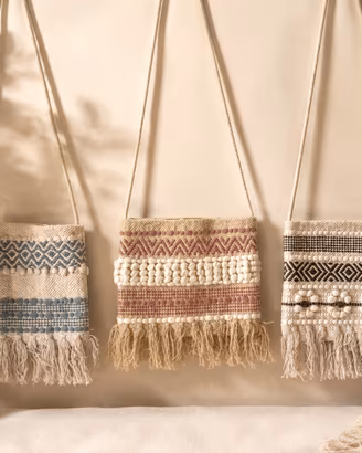 Borsa tracolla boho in cotone con frange, 3 colori