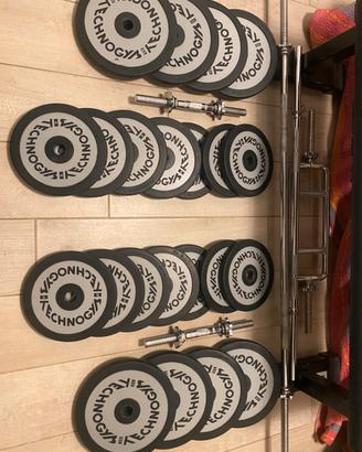 PANCA E PESI TECHNOGYM
