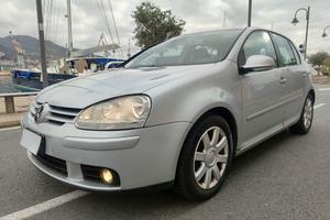 Volkswagen Golf 2000 TDi  140cv SPORTLINE