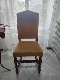 Sedia antica in legno