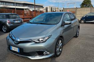 Toyota Auris 1.8 Hybrid Lounge