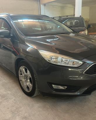FORD FOCUS SW 2015