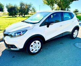 RENAULT CAPTUR - NEOPATENTATI- Solo 37500 km