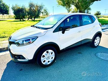 RENAULT CAPTUR - NEOPATENTATI- Solo 37500 km