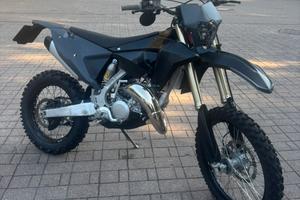 Fantic xe 125 black edition 2024