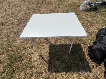 Tavolino pieghevole  75 x 60