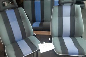 TAPPEZZIERE Y 10 LX YPSILON MODELLO ELEFANTINO BLU