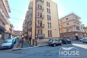 Paterno' - appartamento con garage id: ppa240va