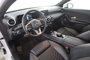 MERCEDES-BENZ A 180 A 180 d Automatic Business E