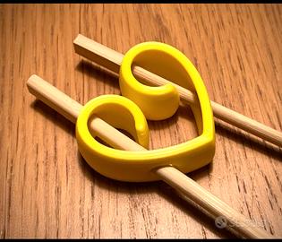 Supporto per bacchette sushi a cuore