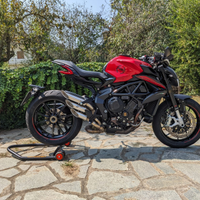 MVagusta Dragster rosso 800 E4