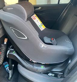 Seggiolino auto Inglesina con base rotante