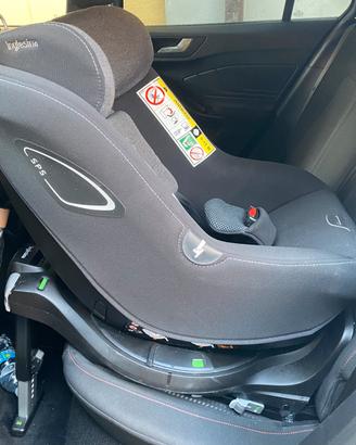 Seggiolino auto Inglesina con base rotante