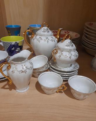 Servizio tazzine stile vintage