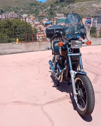 HONDA VT 500 CUSTOM