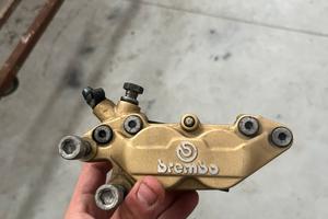Pinza brembo