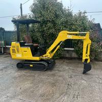 E224 - Escavatore 15 q IHI