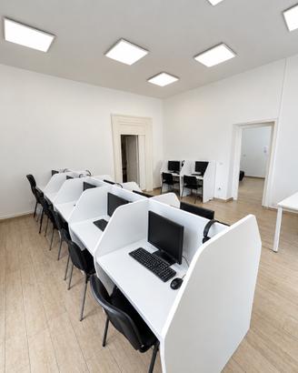 ARREDAMENTO UFFICIO COMPLETO