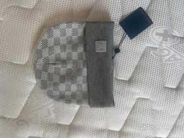 Berretto Louis Vuitton Petit Damier Grigio