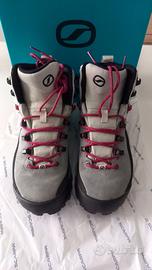 SCARPONI "SCARPA" Mustang TRK GTX  39 come nuovi