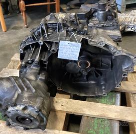 Cambio manuale Volvo XC90/ XC70 2.4; 566R 7002 CB