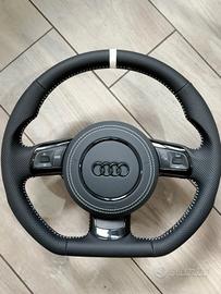volante tagliato audi  R8 TTRS RS3 A3 8p