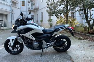 Honda nc700x DTC 2013 guidabile con patente A2