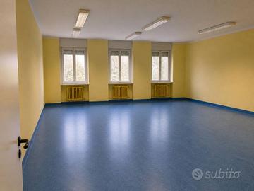 Immobile di 410 m² con più di 5 locali a Terni