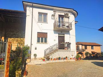 CASA SEMINDIPENDENTE A SAREZZANO