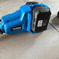 Decespugliatore a batteria Hyundai