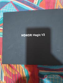 HONOR MAGIC V3
