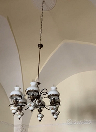 Supersano zona centralissima proponiamo una vend