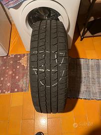 n.4 pneumatici invernali per auto