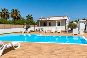 Mini appartamento con piscina a 2 passi dal mare