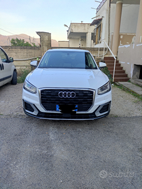 Audi q2 1.6 116cv