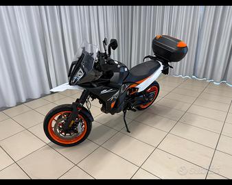 KTM 890 SMT - KTM 890 SMT (2023 --> 2023)