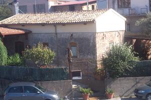 Casa indipendente_uso commerciale