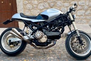 Ducati Monster 900 cafe racer