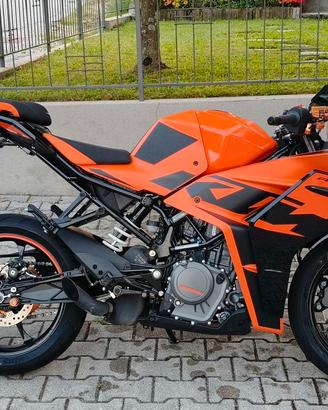 KTM RC390 