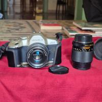 macchina fotografica  Yashica 109