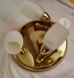 Plafoniera a tre luci dorata