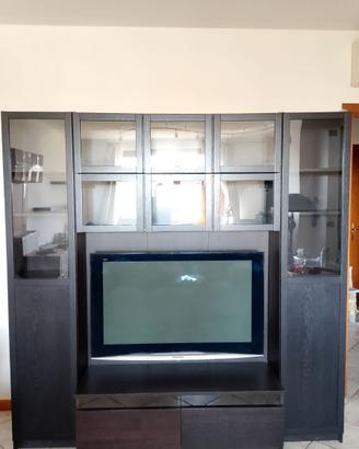 Parete IKEA TV rinforzata libreria BILLY + BESTÅ