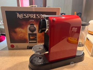 Macchina caffè Nespresso Citiz come nuova